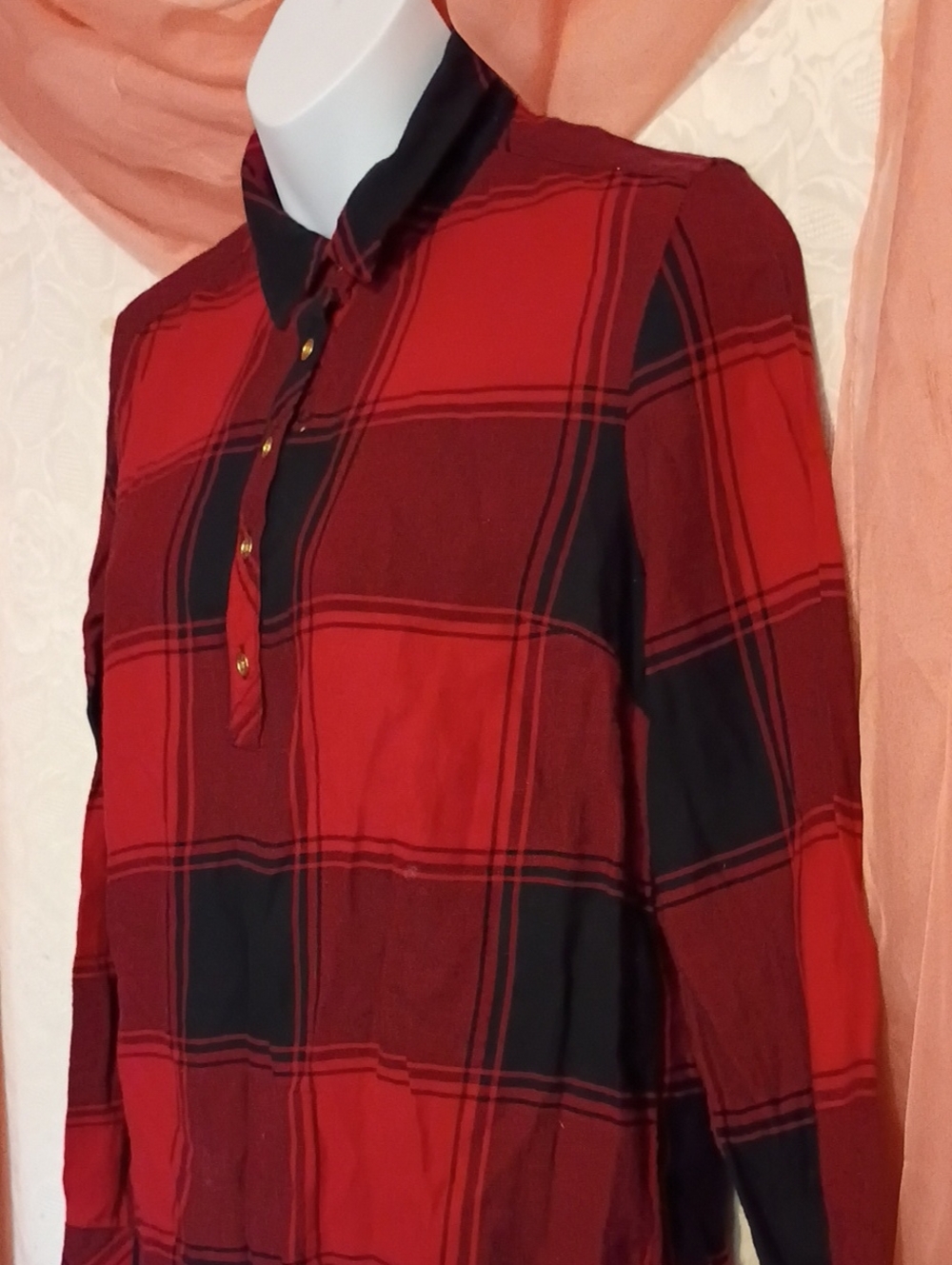 Tommy Hilfiger Ladies Red & Navy Blue Checkered Tunic Button Down Top Sz XS - Picture 4 of 7